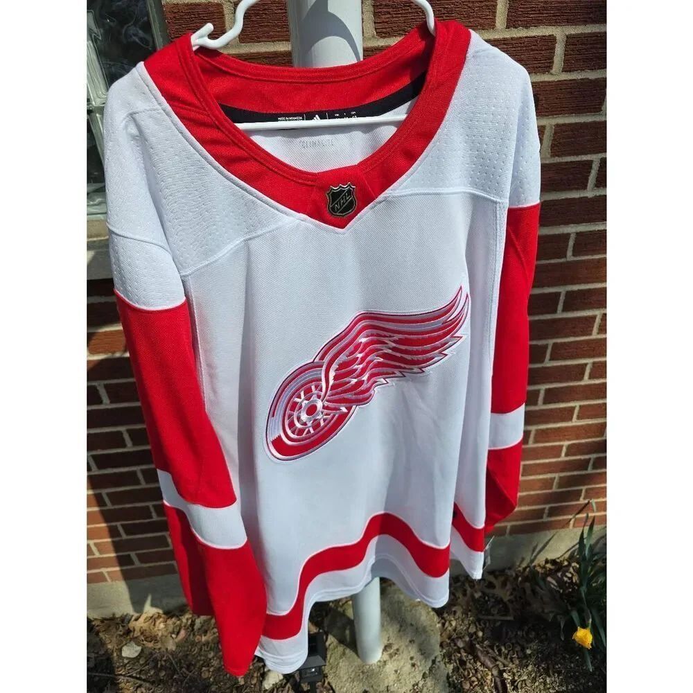 Size 60 Adidas Detroit Red Wings Authentic Hockey Away Jersey White CA7085 Men’s